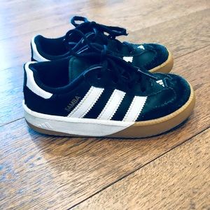 Kids Adidas Samba. Worn indoors only for soccer. Lots of life left!